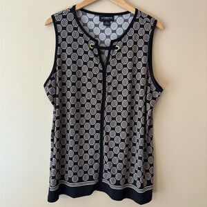 Liz Claiborne Black and White Sleeveless Blouse Size XL in Excellent Condition